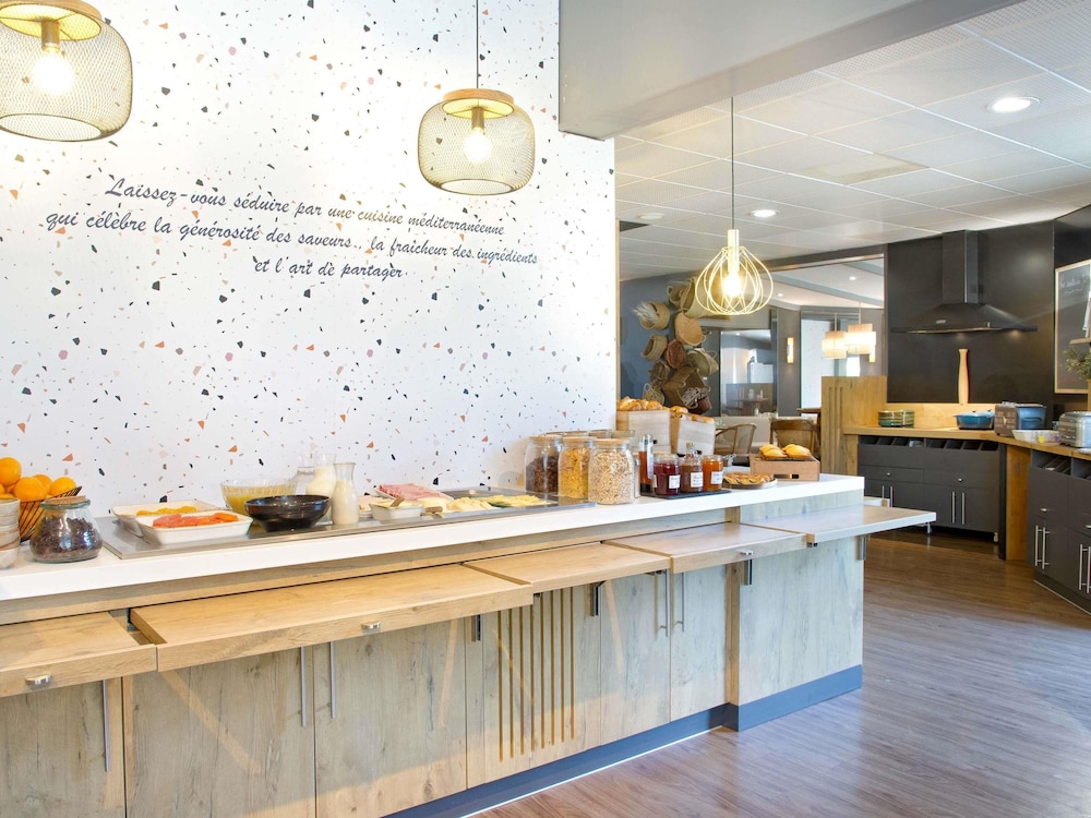 Ibis Salon De Provence Sud 10/61