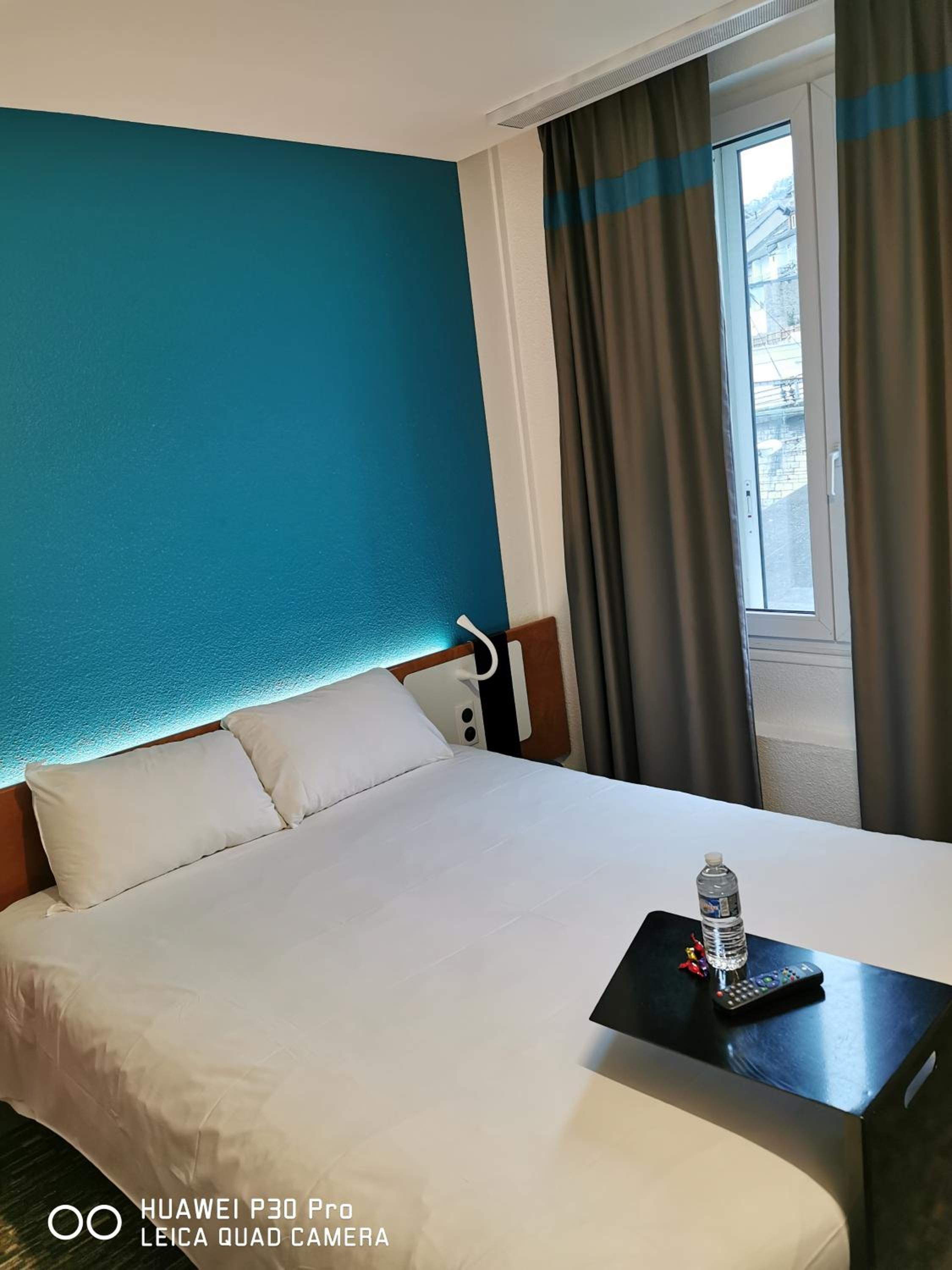 Standard, Double Bed, Train View، Ibis Styles Chambery Centre Gare 4/7