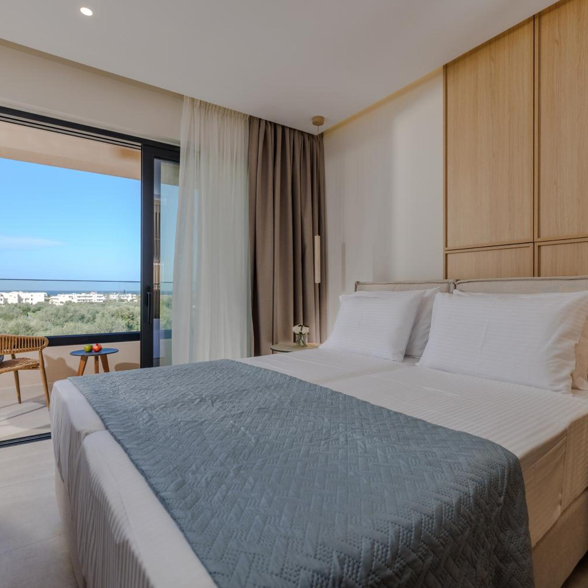 Sokratis LocoLux Villas & Suites 23/86