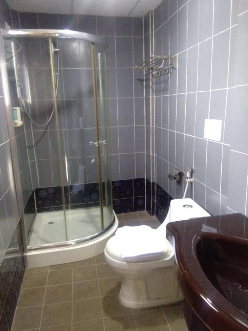 Hotel Mewah Impiana 18/19