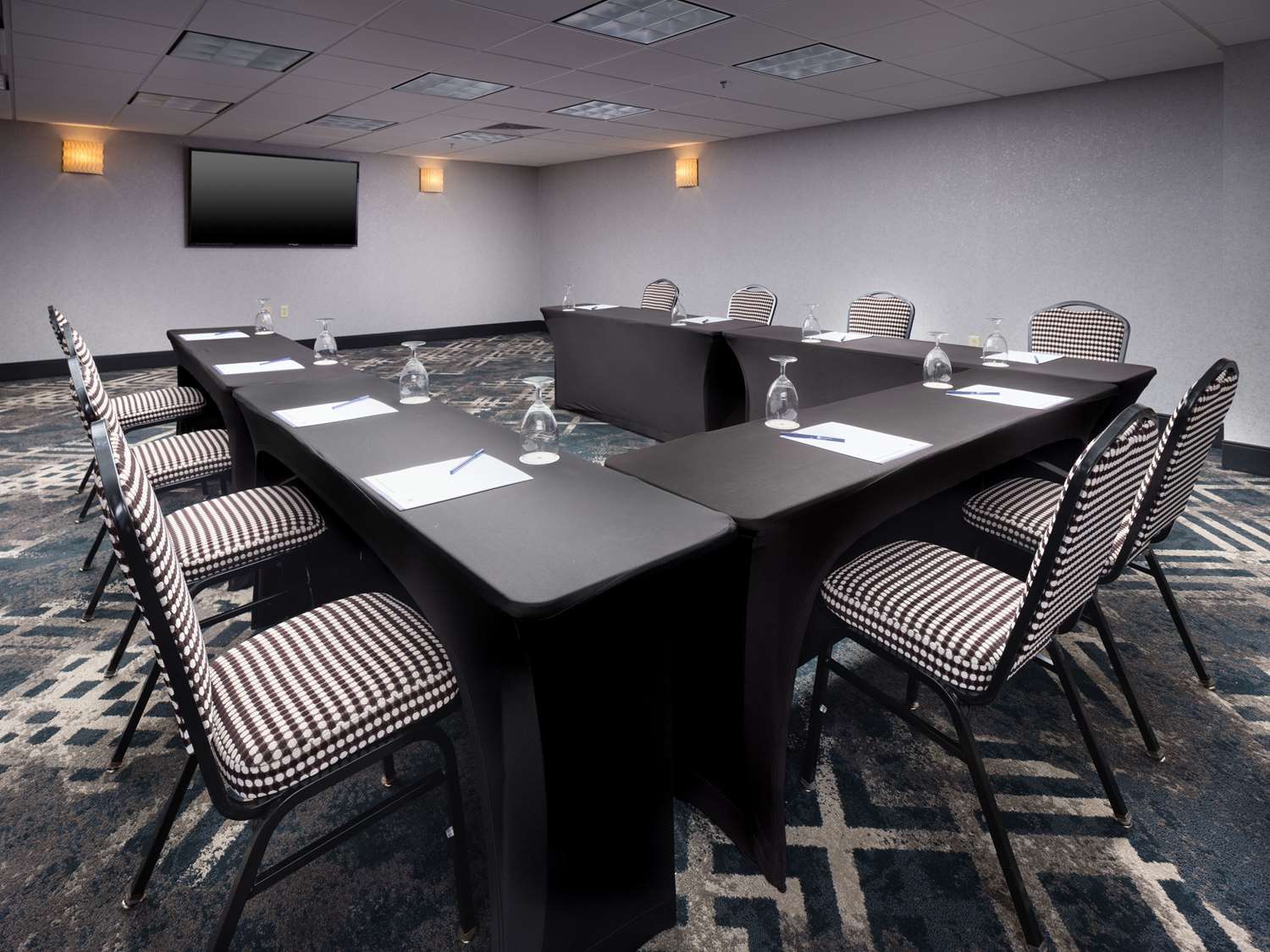 DoubleTree by Hilton Hotel Chattanooga Downtown 19/29