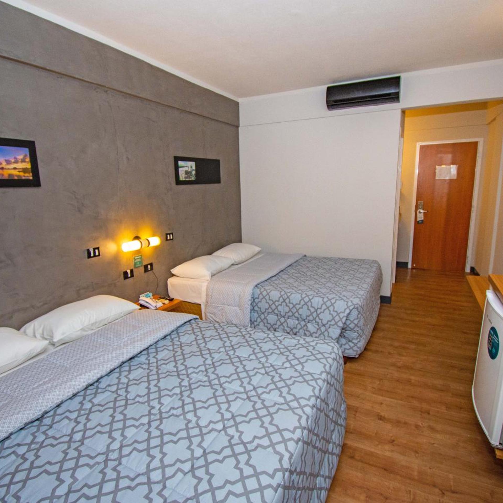 Hotel 10 Dourados 13/52