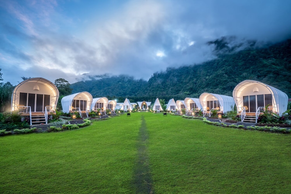 The Dewi Bedugul 34/42