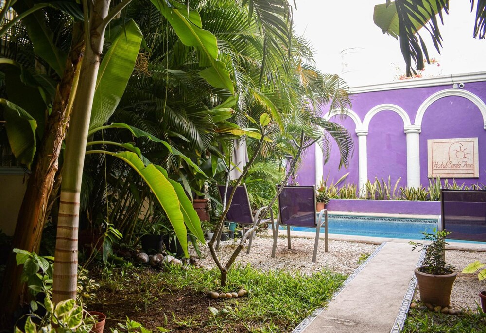 Hotel Santa Ana 66/76