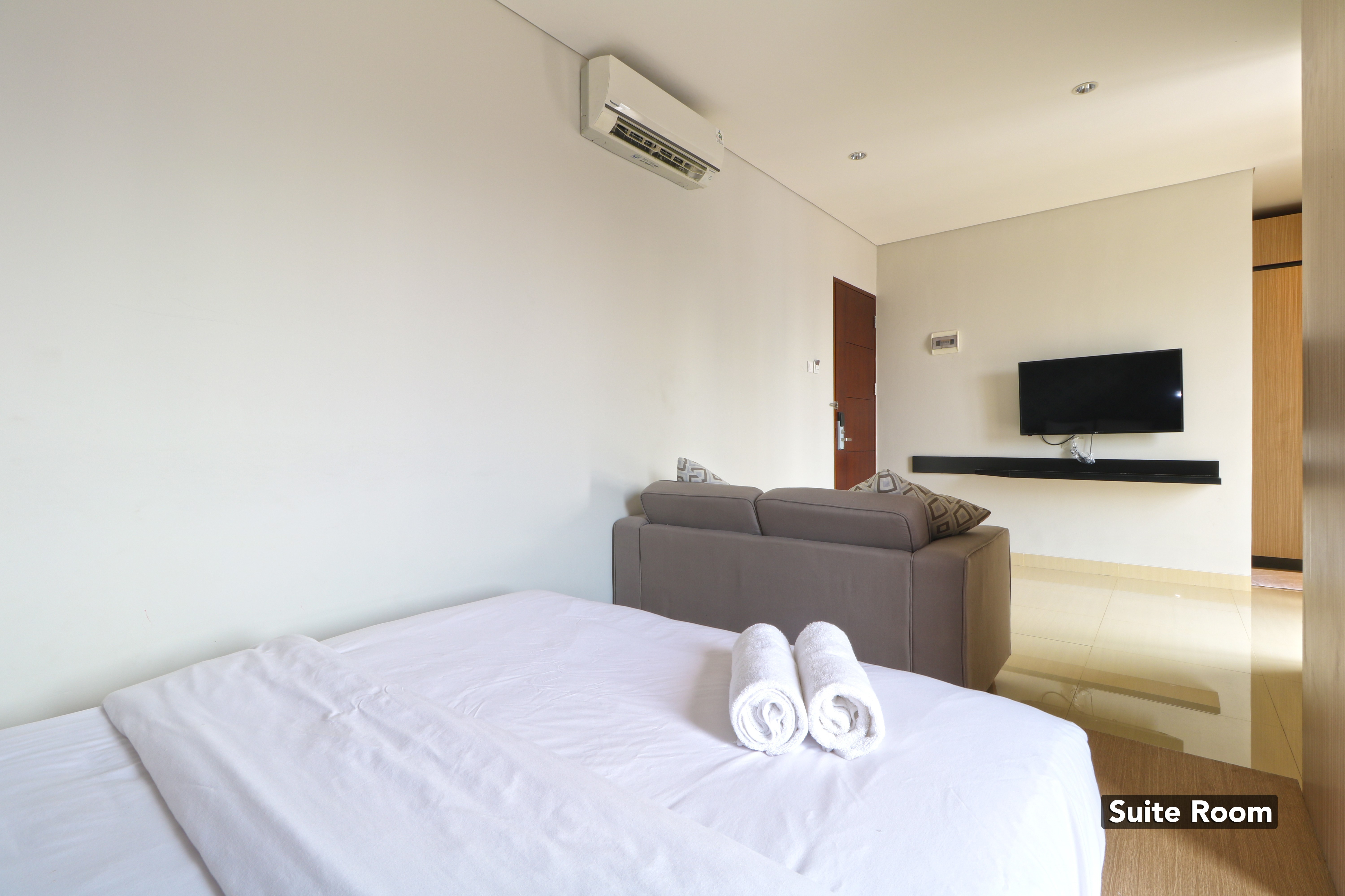 Plaza 54 Residence 28/54