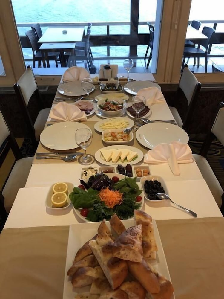 Erzurumlu Otel 16/24