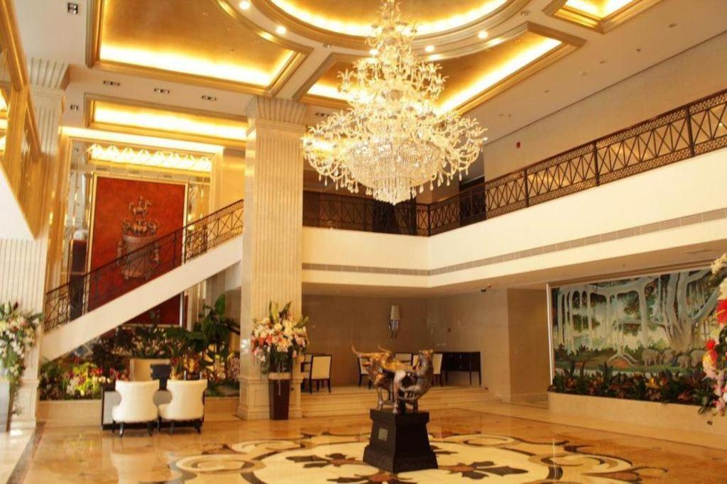 Yunhat Hotel 12/52