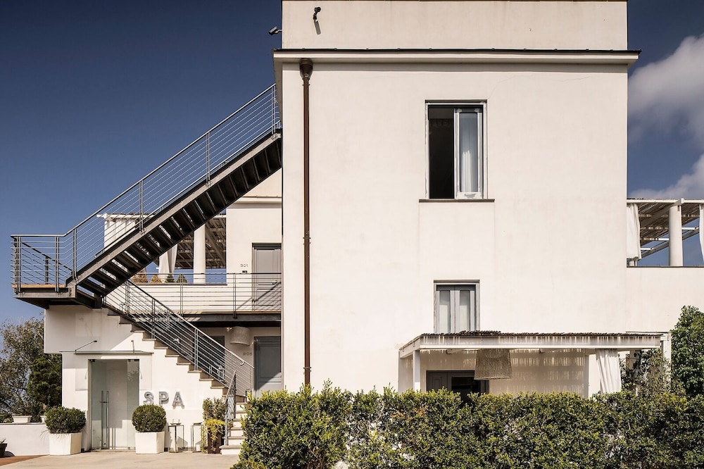 La Suite Hotel Spa X 2/50