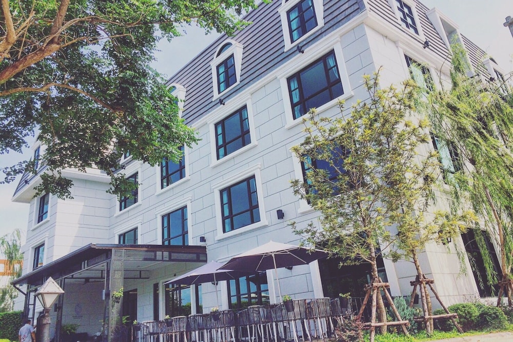 Marquise Boutique Hotel 5/64