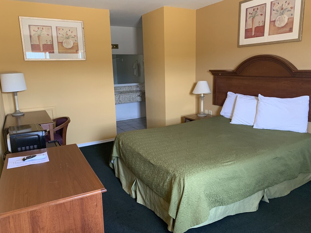 La Vista Inn 6/47