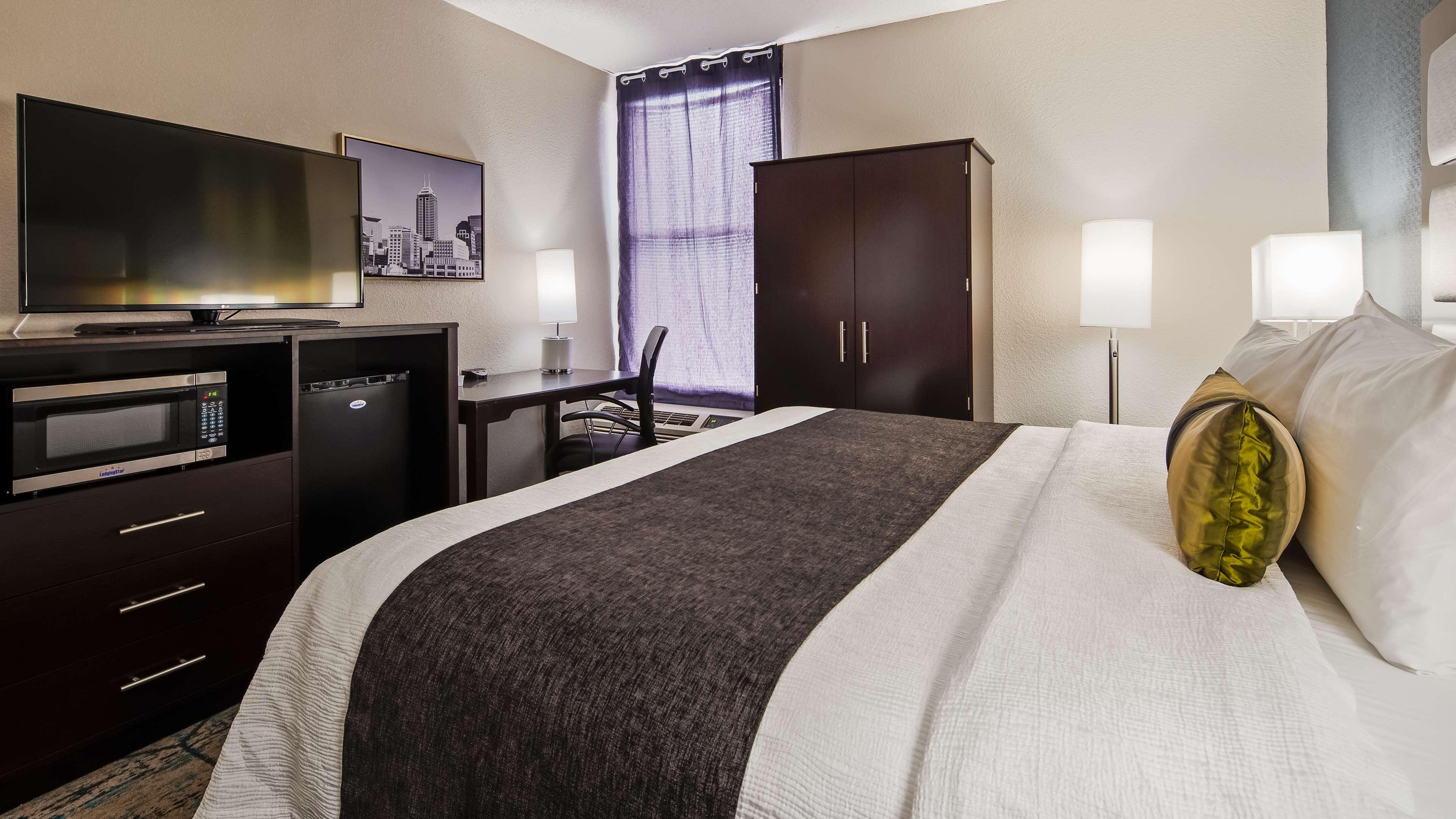 غرفة، Best Western Plus Indianapolis NW Hotel 8/10