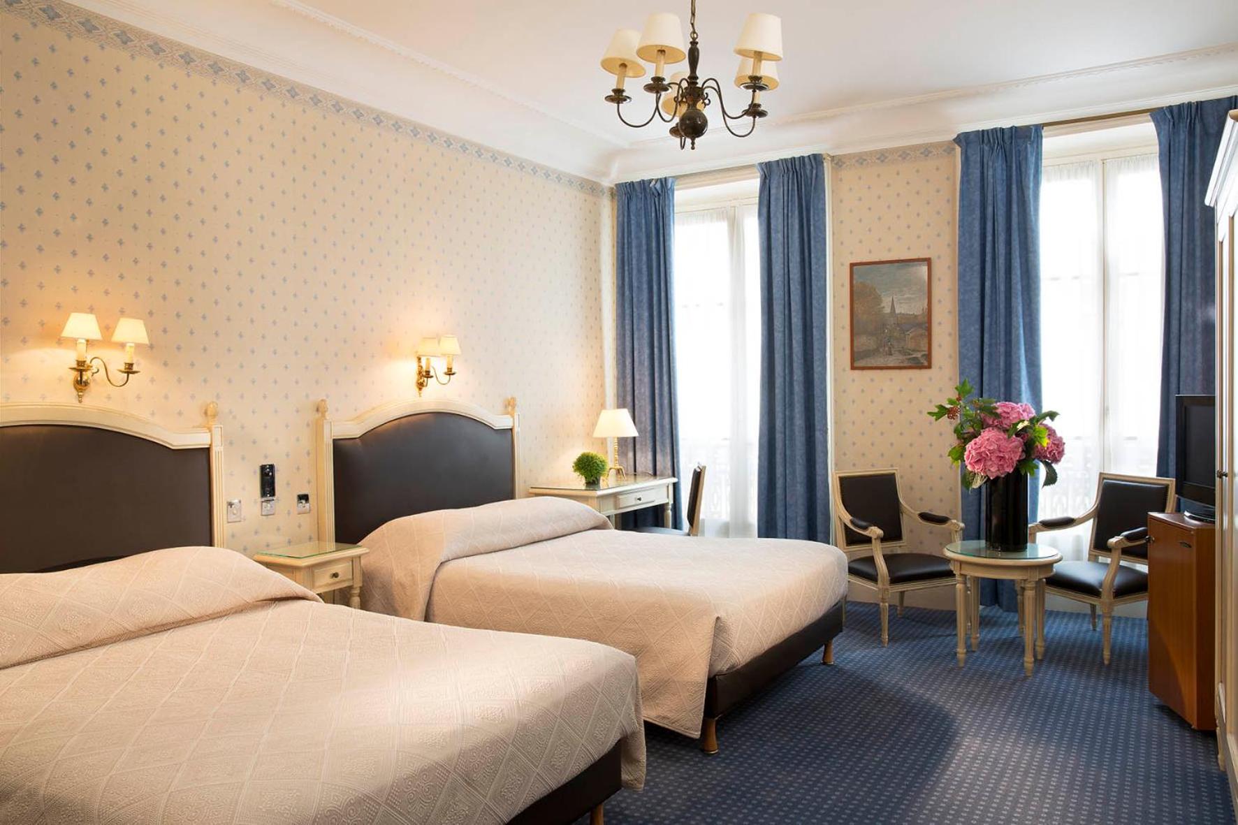 Hotel Du Printemps 18/48