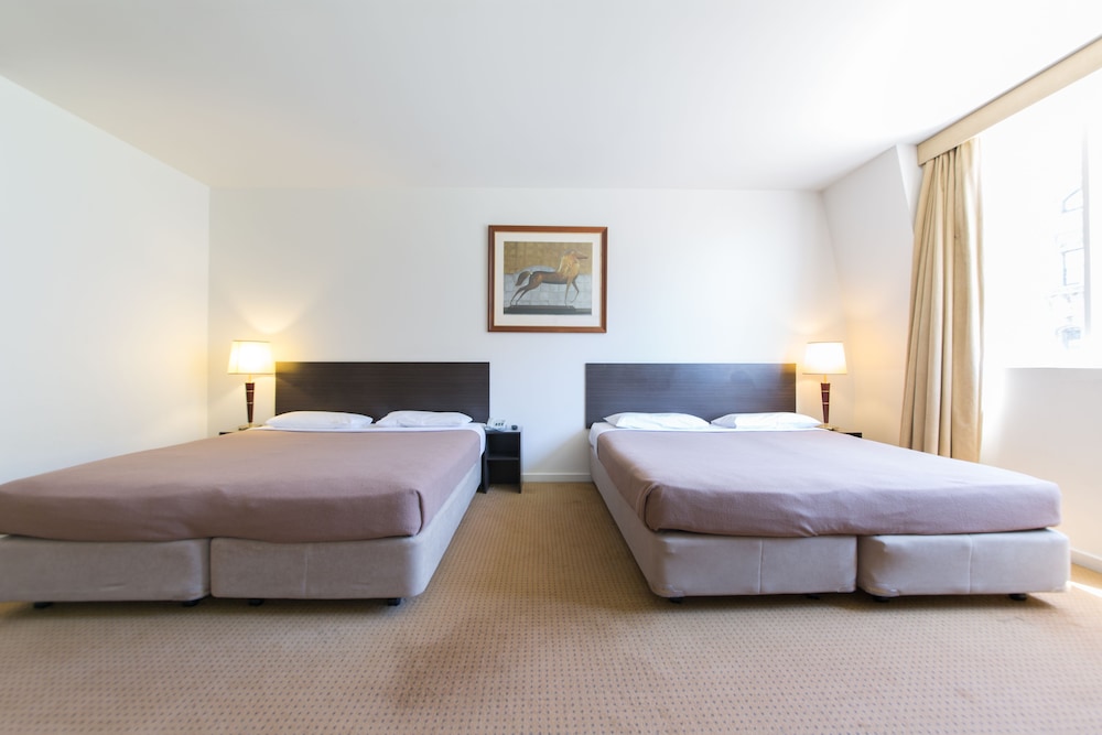 Great Southern Hotel Melbourne 20/50