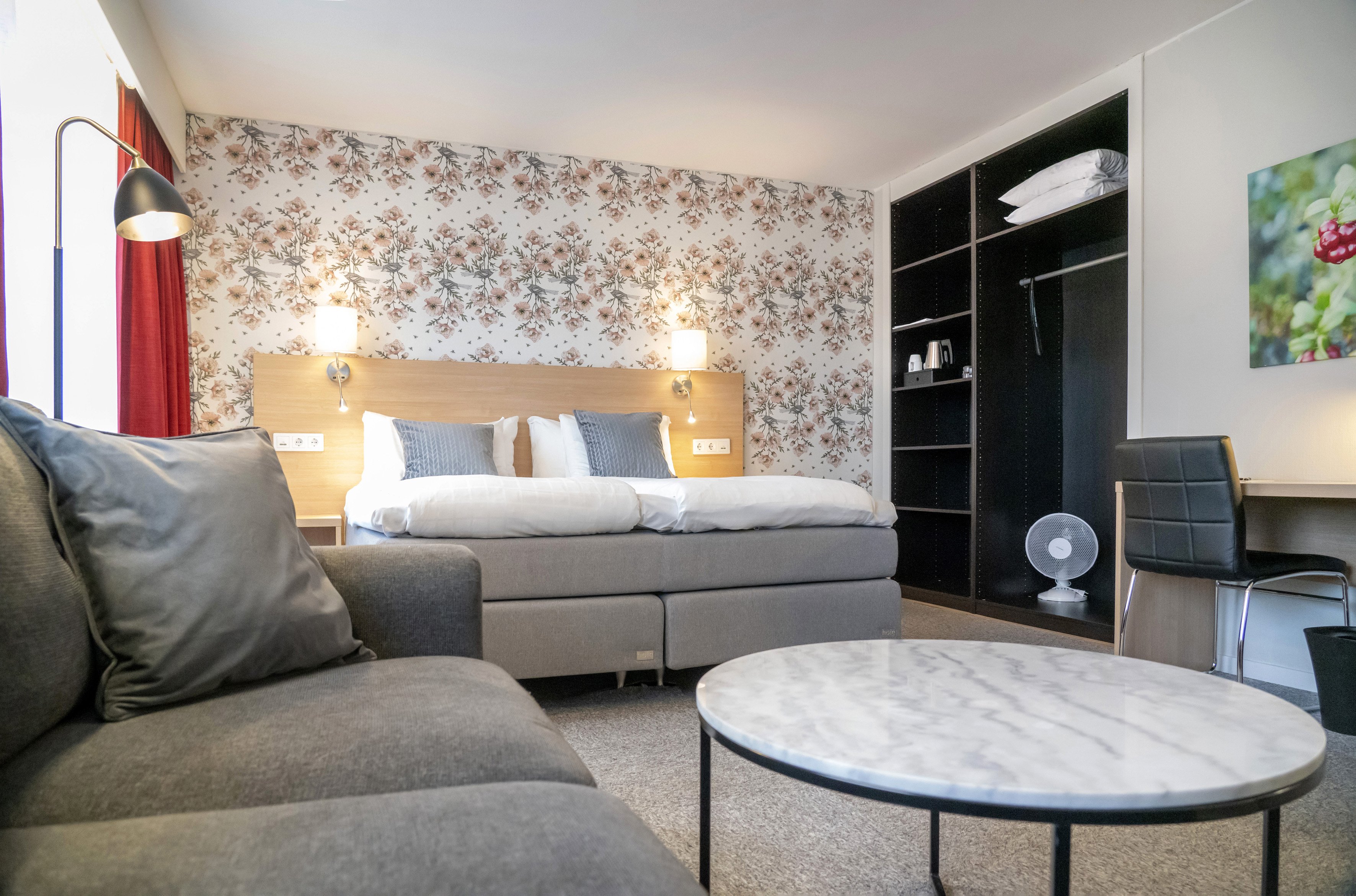 First Hotel Dragonen 18/72
