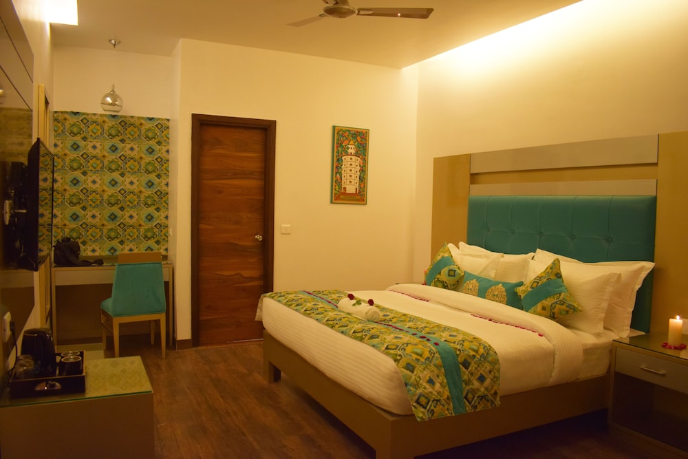 One Earth GG Regency Amritsar 8/34