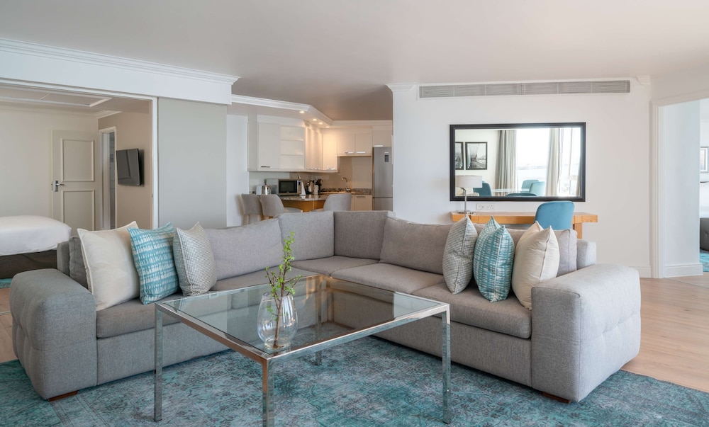 Radisson Collection Hotel, Waterfront Cape Town 27/44