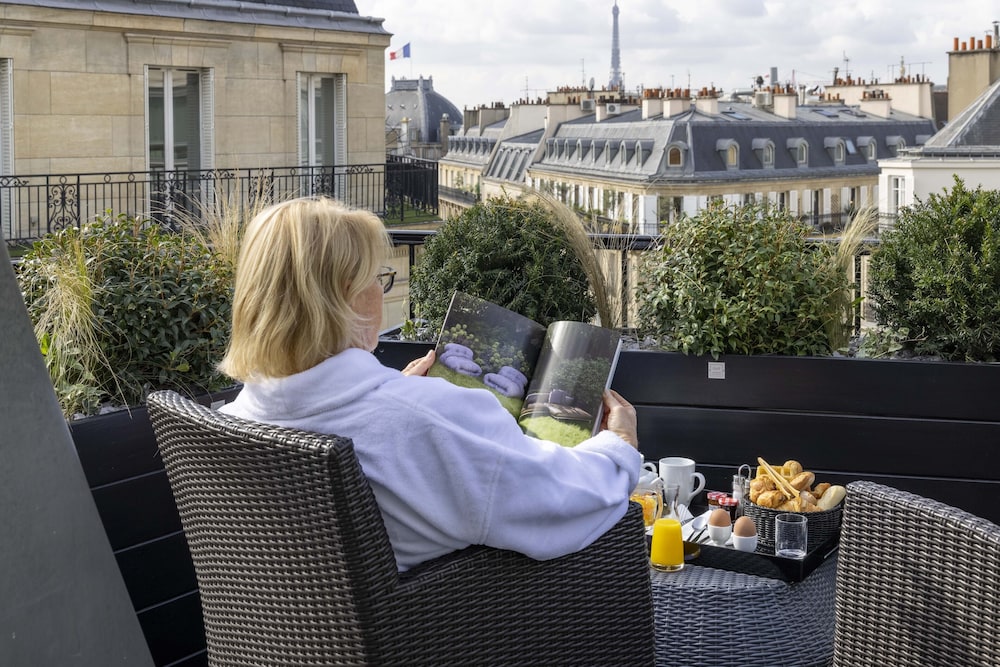 Le 12 Hotel 40/50
