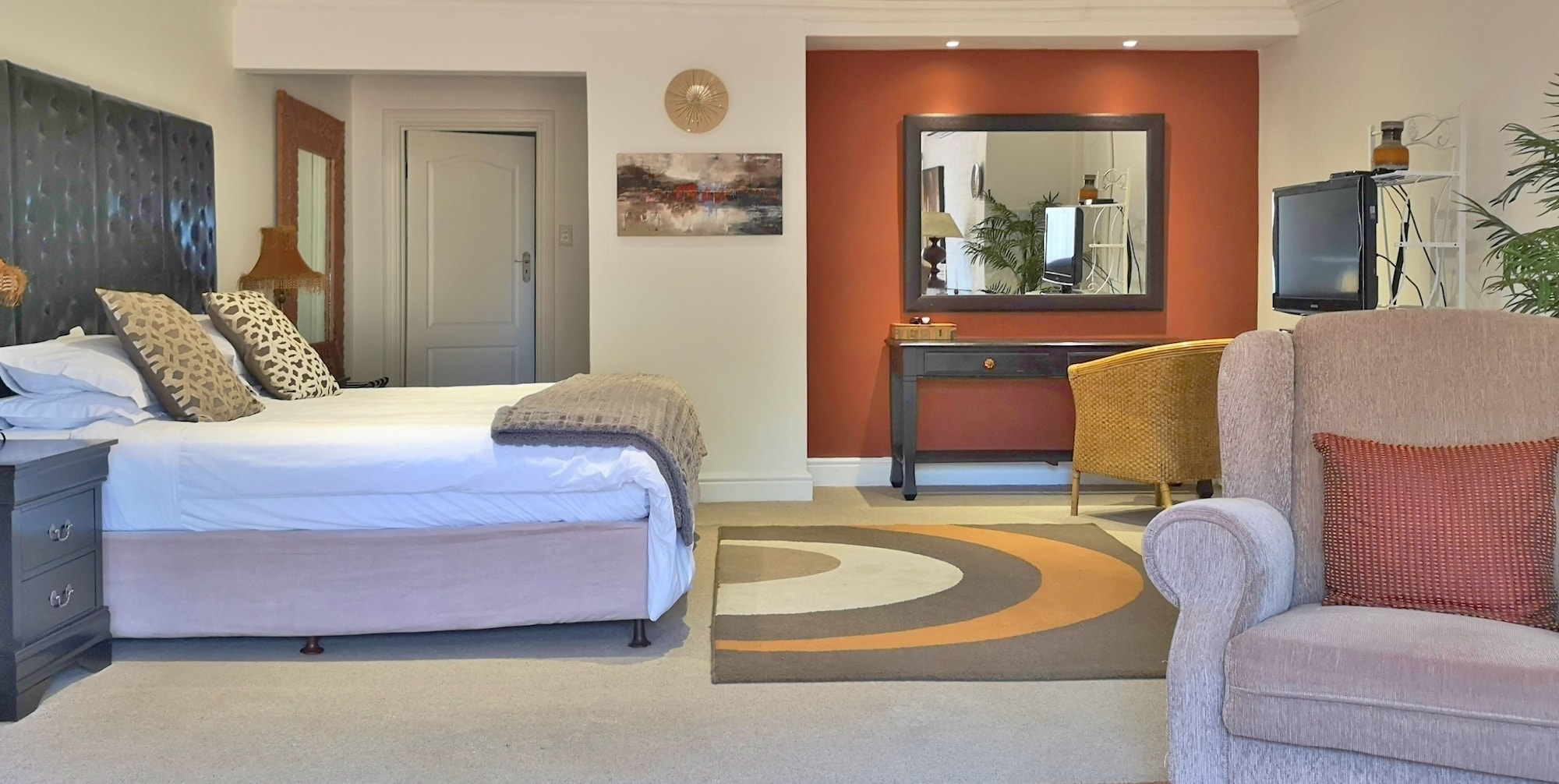 OWNERS, SUITE
