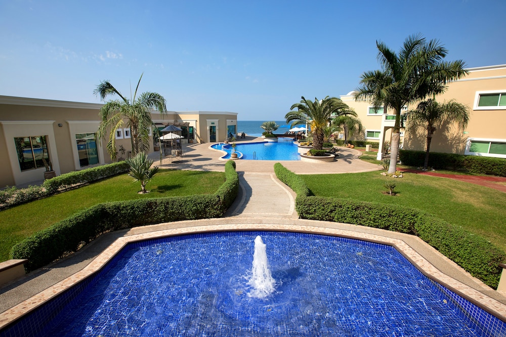 Diamond Bay Boutique Resort 57/62