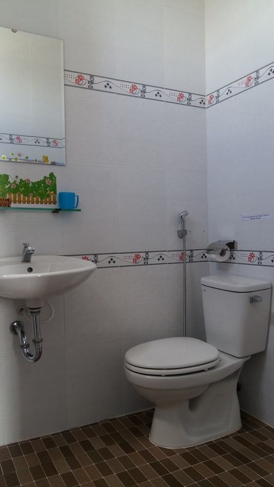Ngan Giang Guest House 60/65