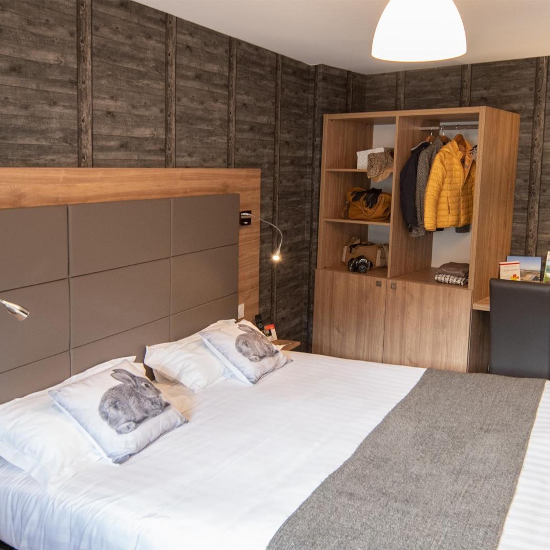 HOTEL LES COUDERCOUS 19/50