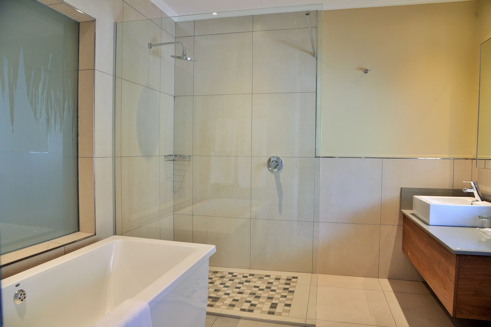 Birchwood Hotel Or Tambo Conference Centre 48/50