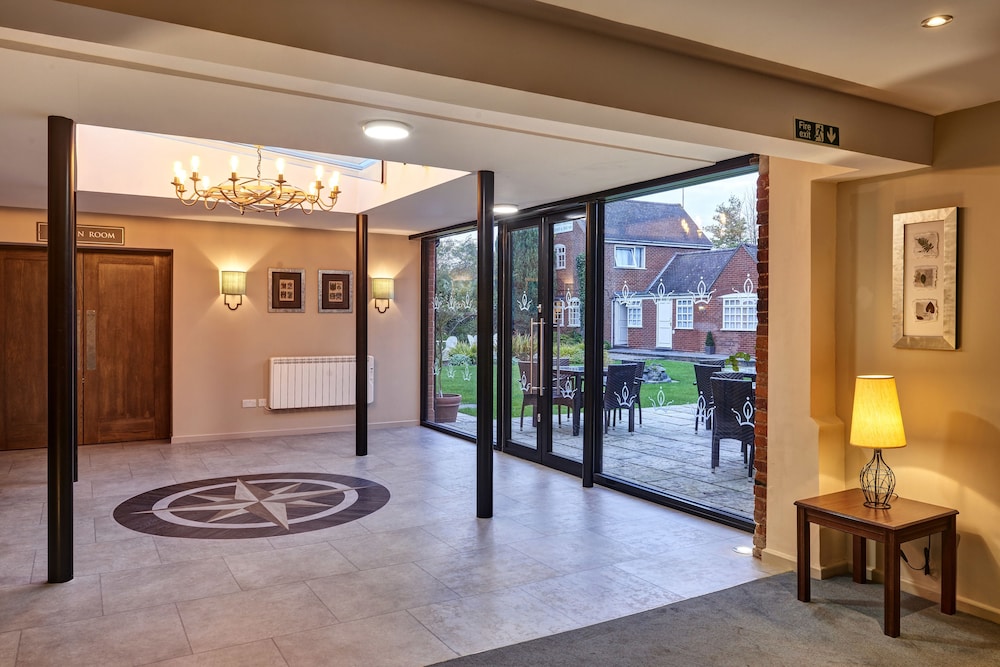 Lobby at Kings Court Hotel, BW Signature Collection by Best Western, ALCESTER