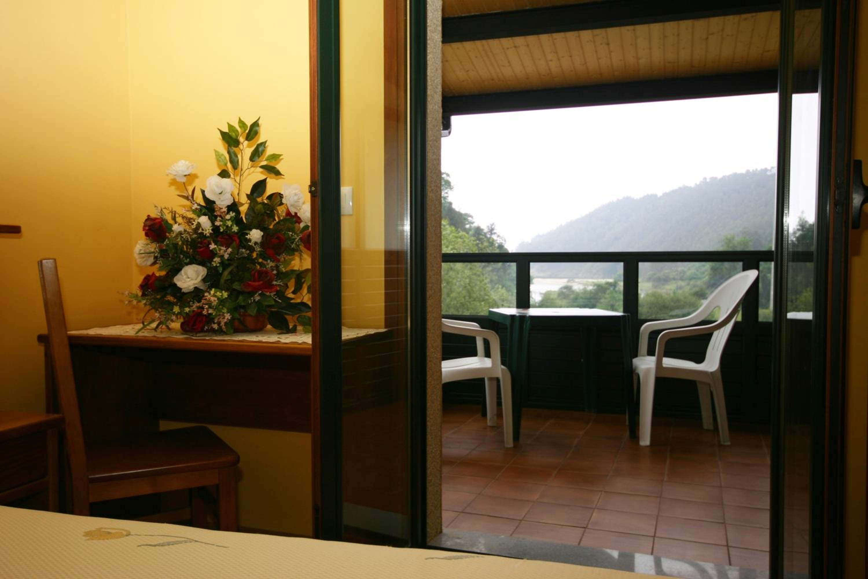 Hotel Restaurante Canero 19/37