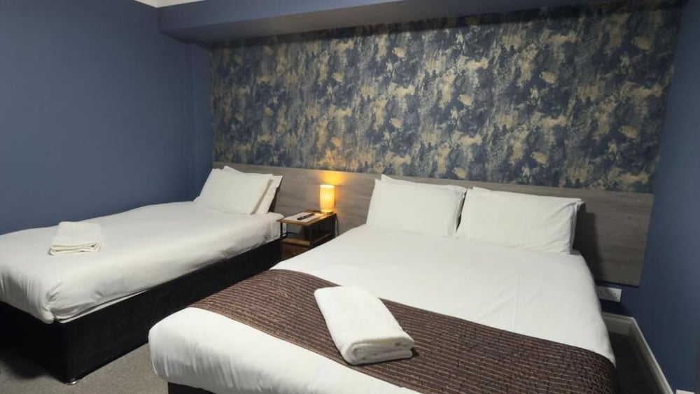 The Terrace Lodge Hotel 12/48