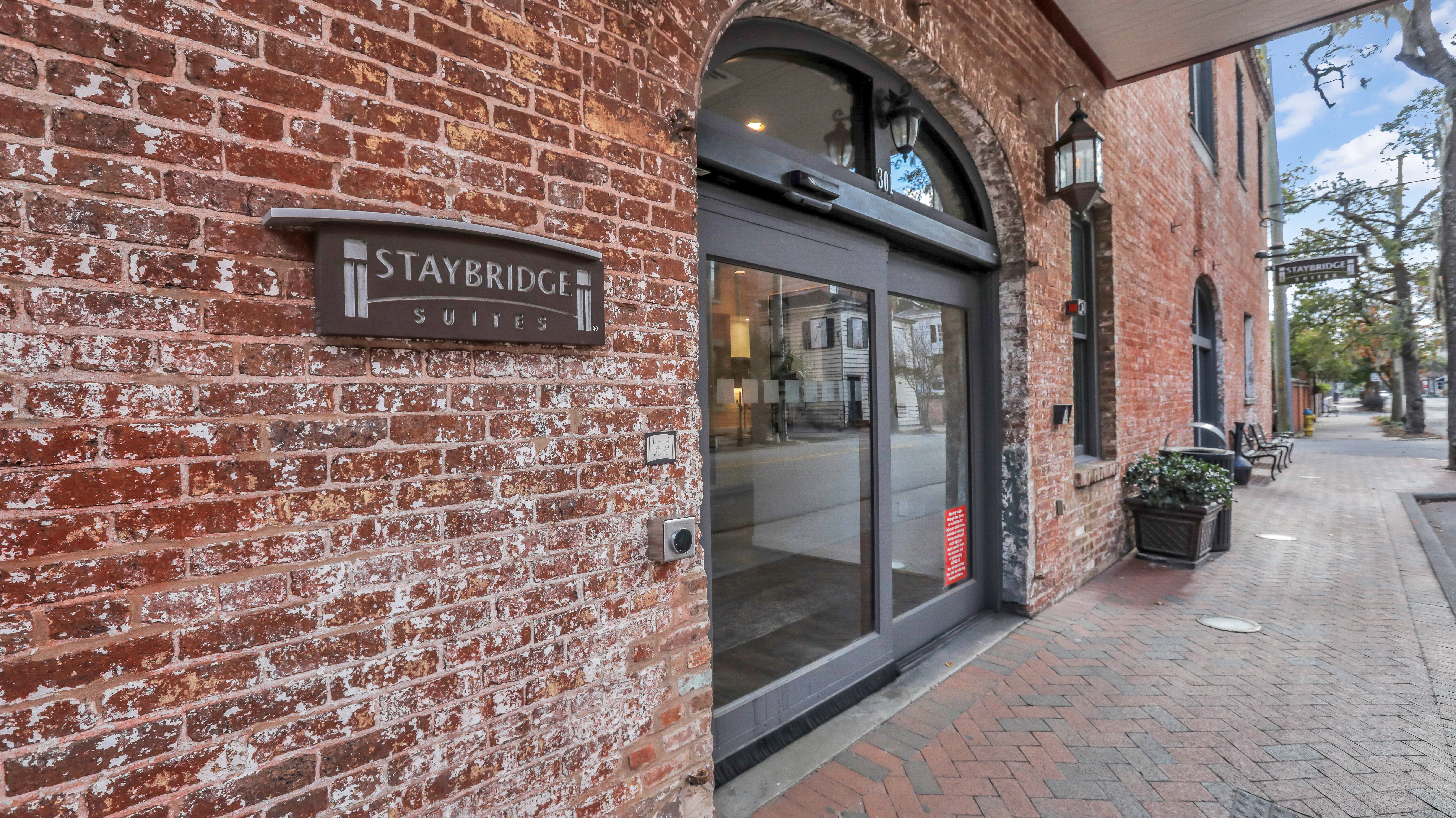 Staybridge Suites Savannah Historic District in SAVANNAH - GA