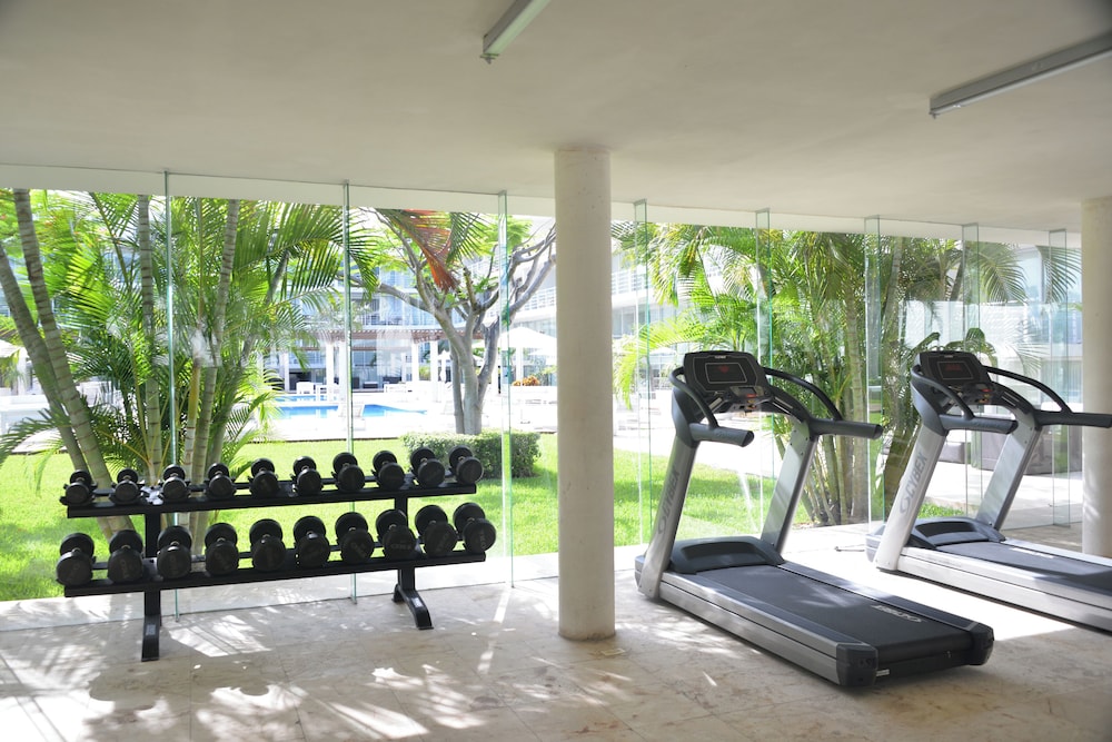 Magia Beachside Condo 24/47