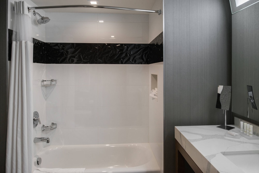 Courtyard By Marriott Temecula Murrieta 44/45