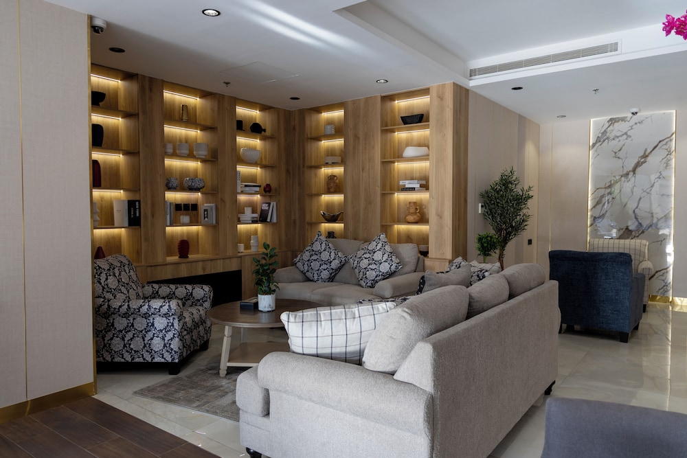 Armada Residence Hotel Apartments 52/62
