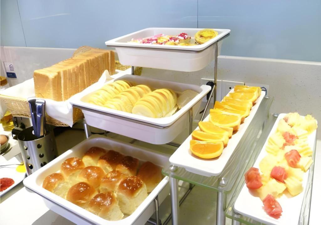 City Comfort Inn Jingmen Zhongxiang Chengtian Huafu 29/50