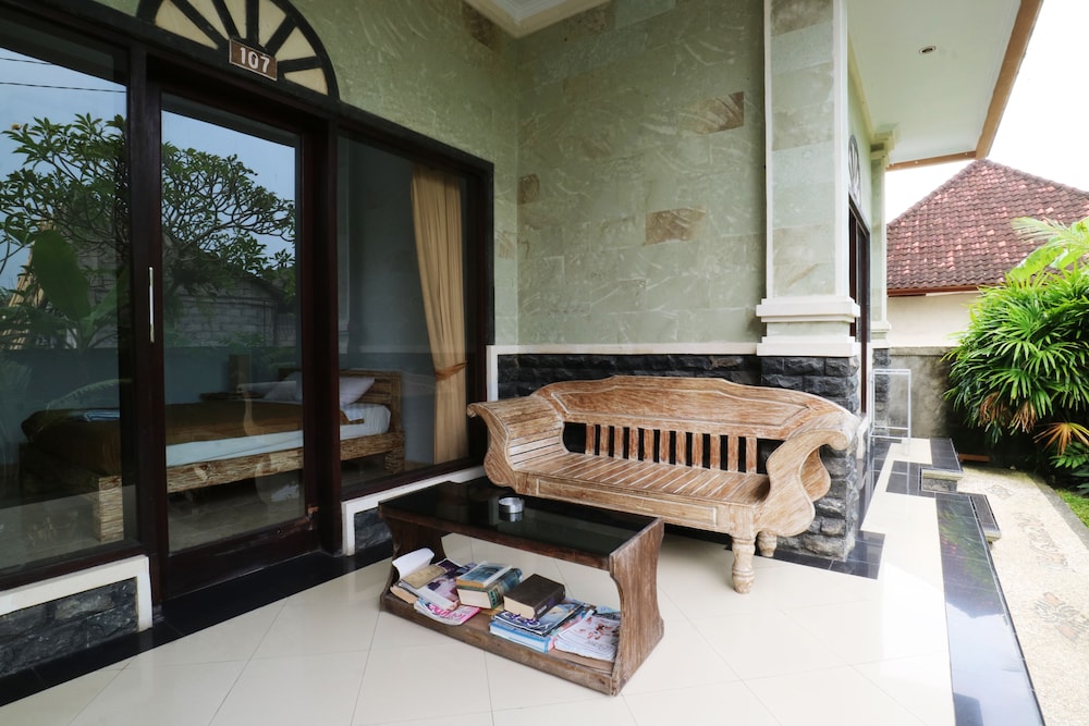 Agung Homestay 35/49