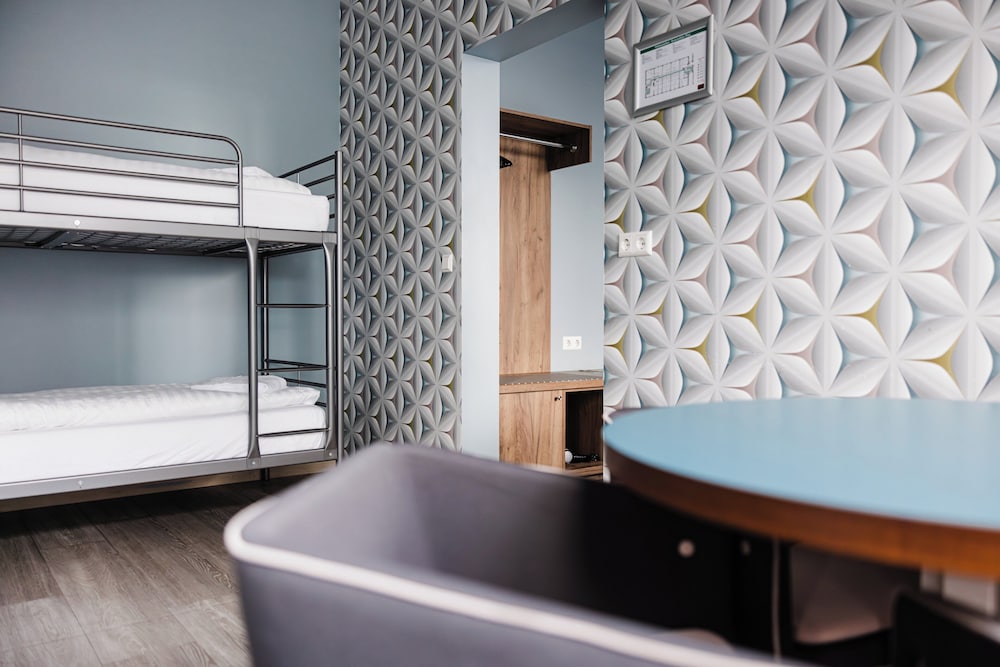 Hotel Oddsson 24/42