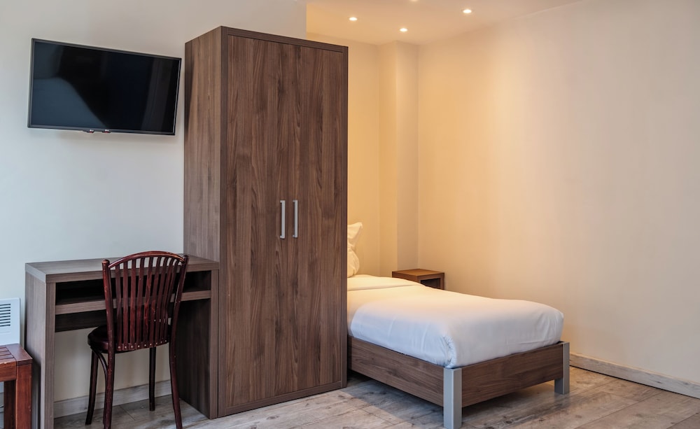 Hotel La Perle Montparnasse 19/33