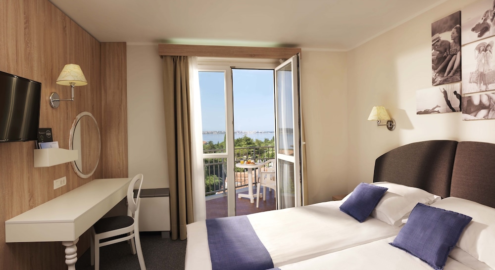Socializing Hotel Mirna Lifeclass Hotels Spa 10/53