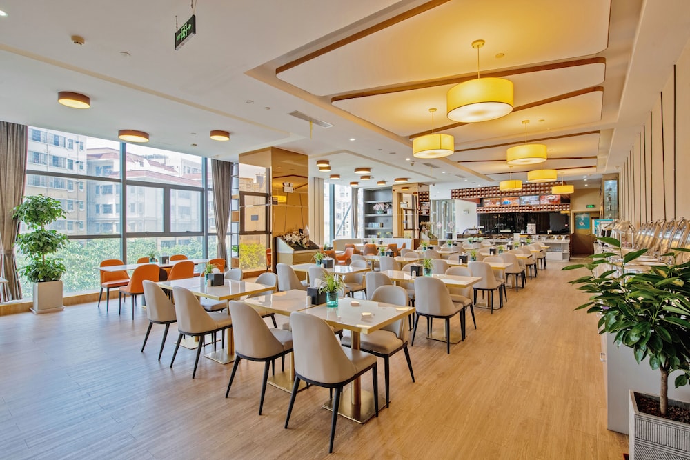 Shenzhen Hongdu Hotel 50/60
