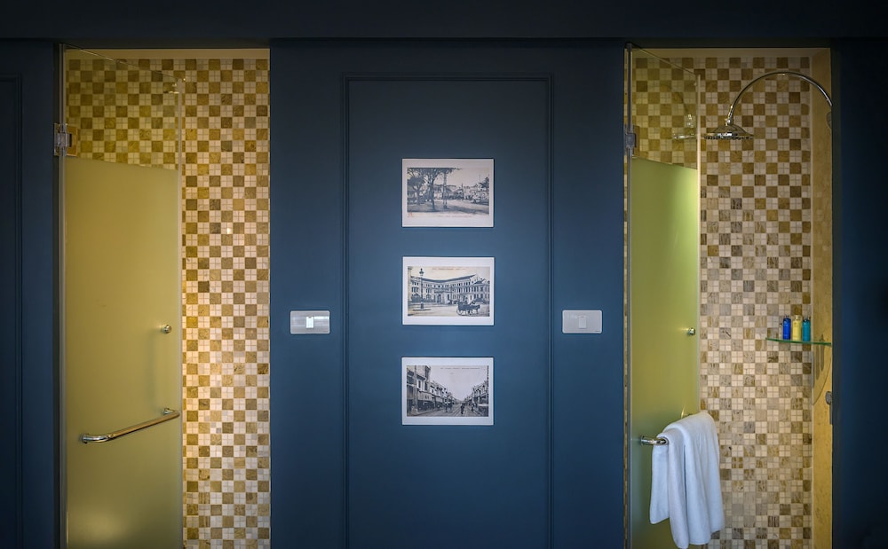 Bespoke Trendy Hotel Hanoi 26/50