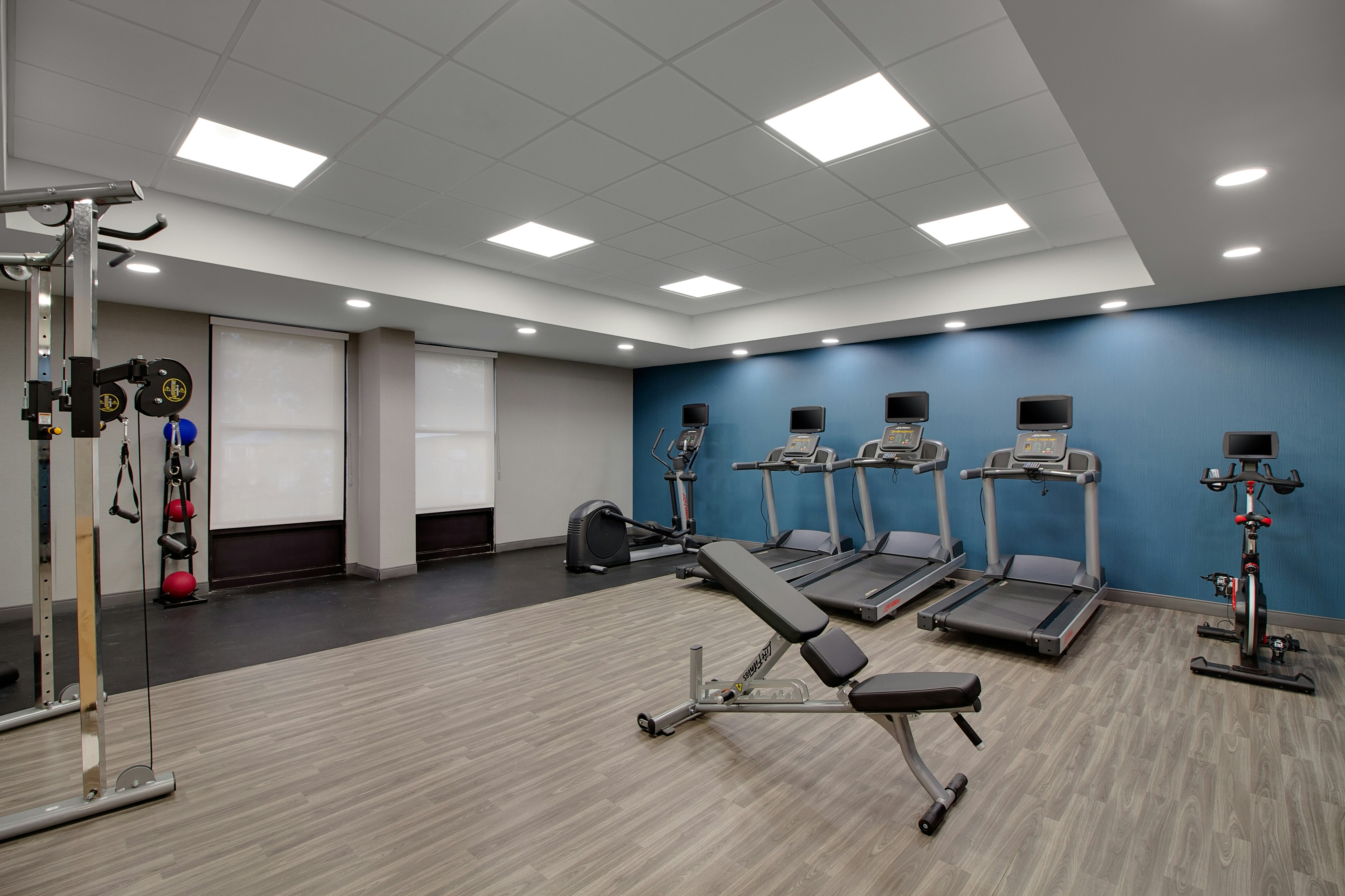 Hampton Inn Birmingham Colonnade 280 14/32