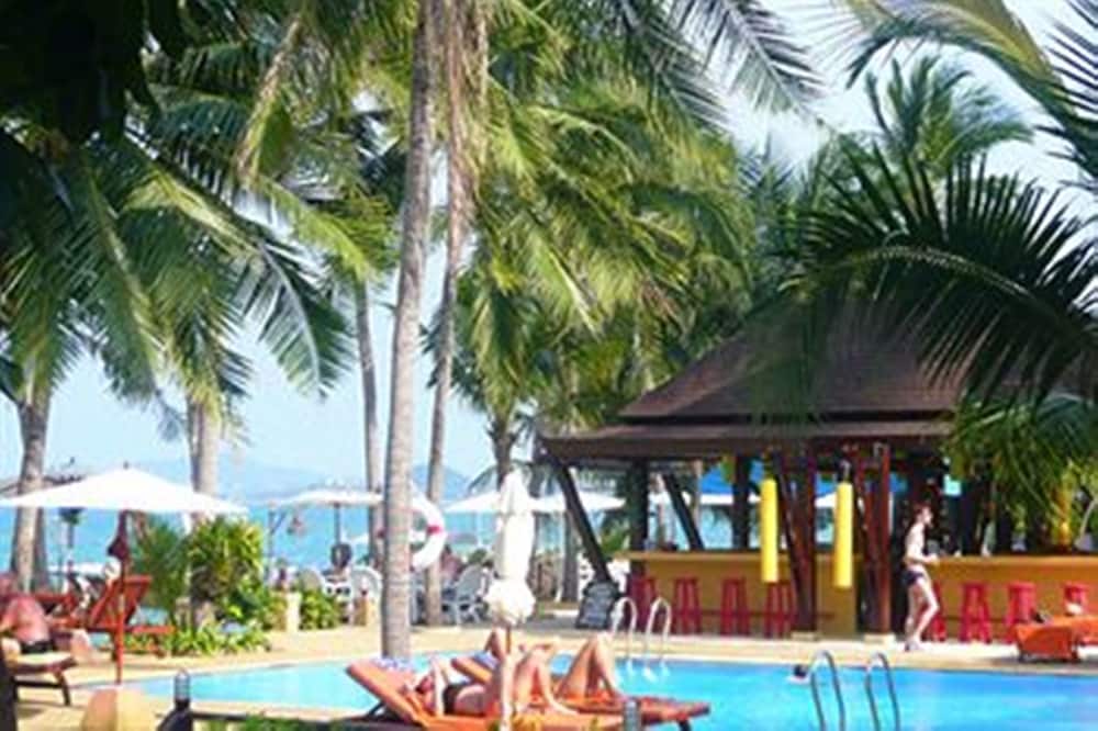 Coco Palm Beach Resort 50/66