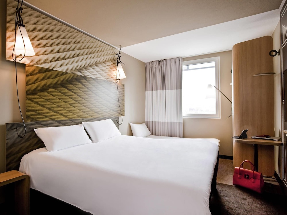 Ibis Paris Porte De Clichy Centre 25/71