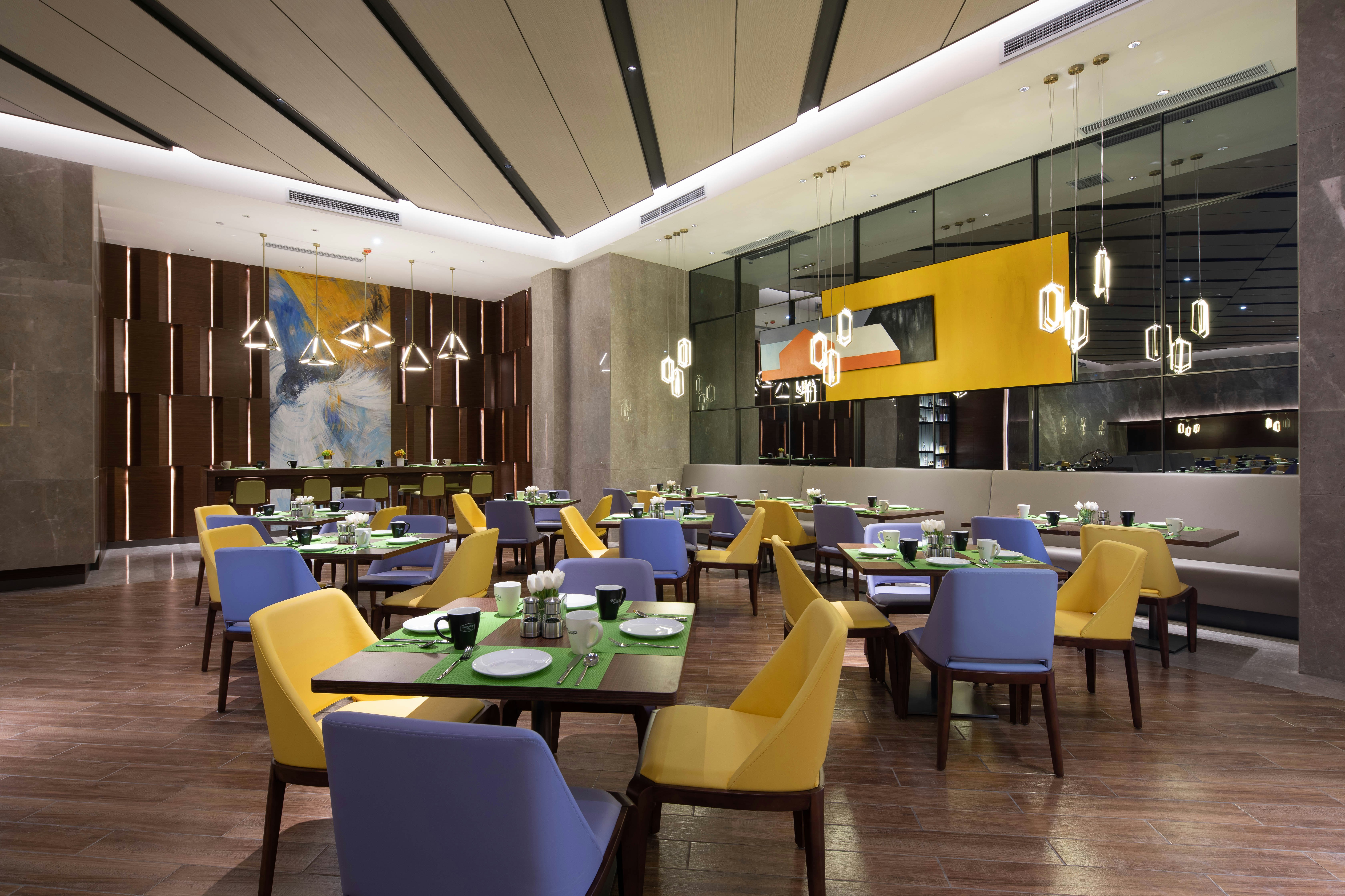 Hampton by Hilton Laiwu 18/19
