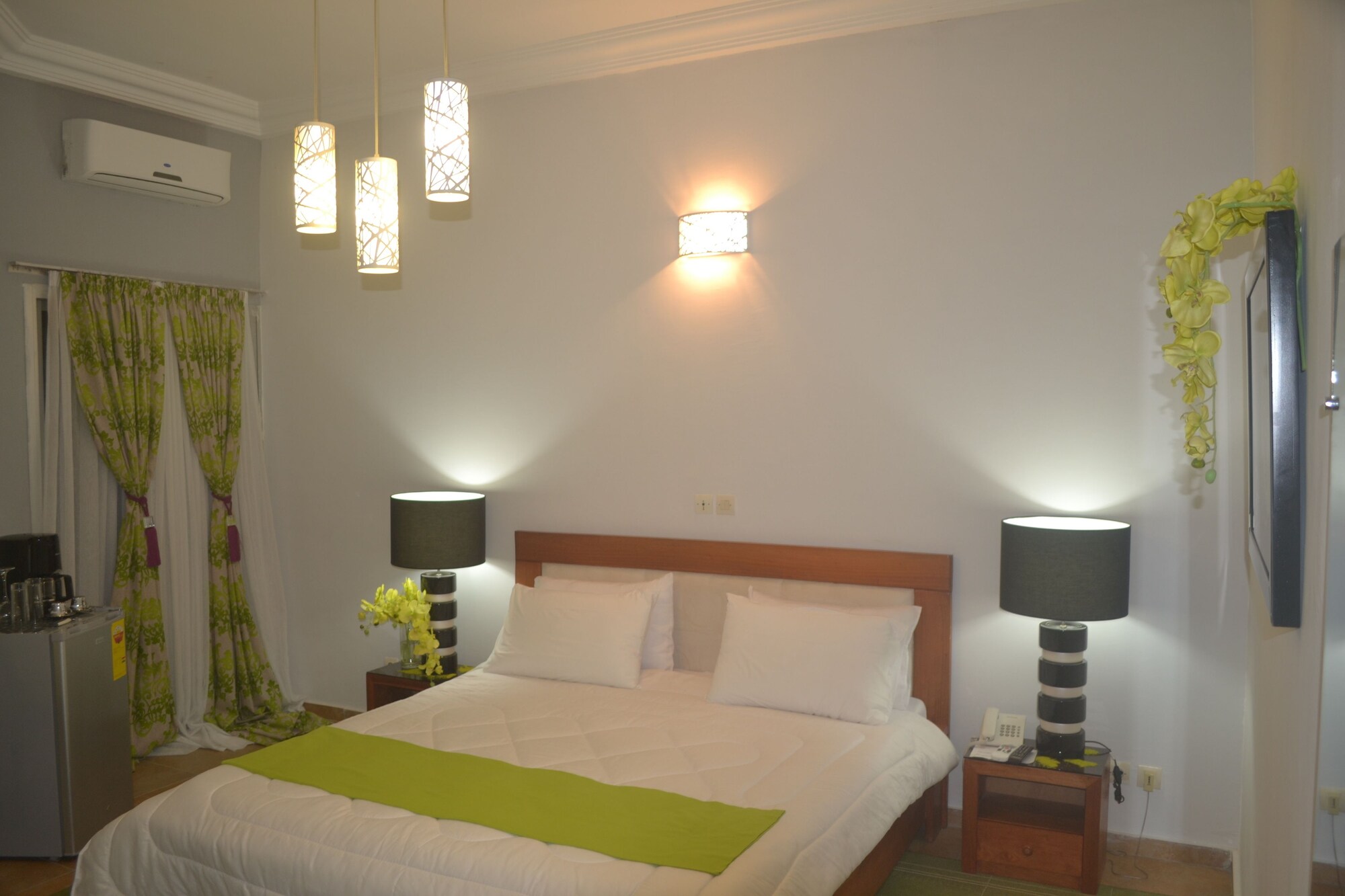 1 BEDROOM, COMFORT, CITY VIEW