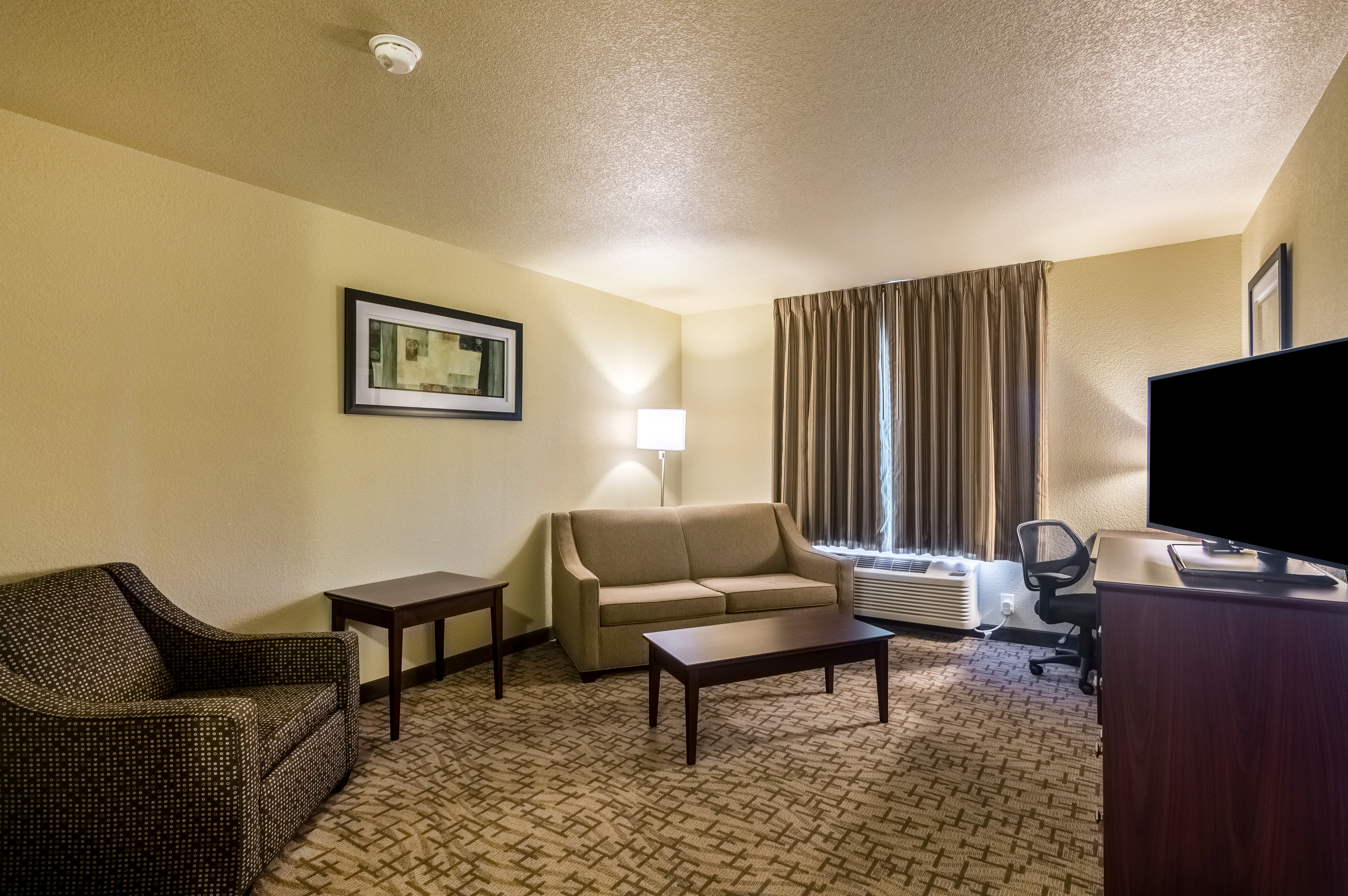 Cobblestone Inn & Suites - Lakin 16/27