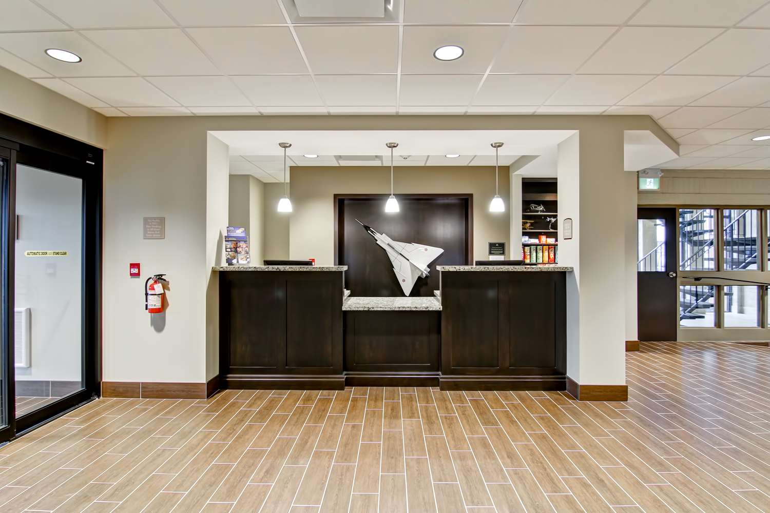Best Western London Airport Inn Suites 5/53