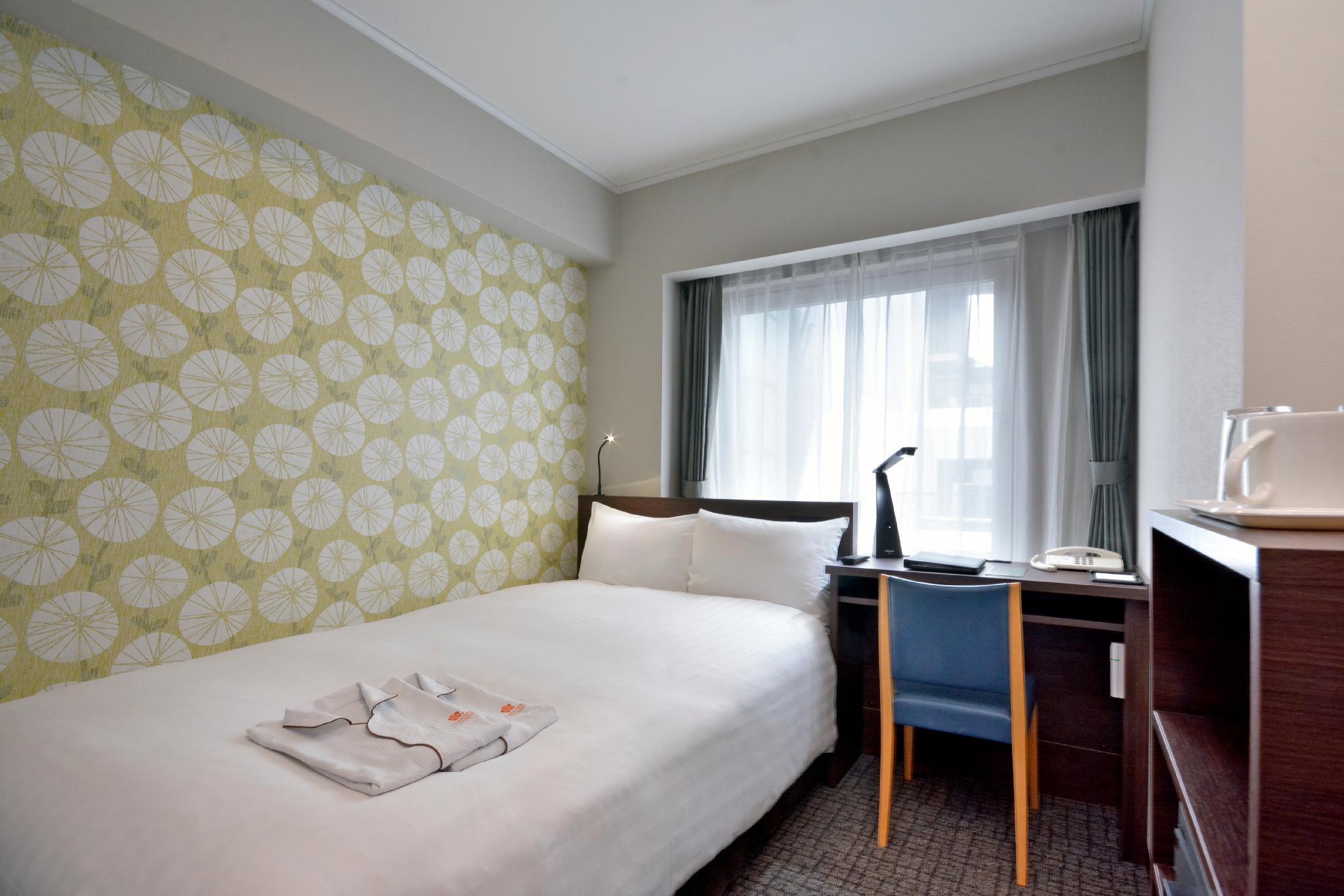 Semi Room, Static, Semi Double Bed, Small