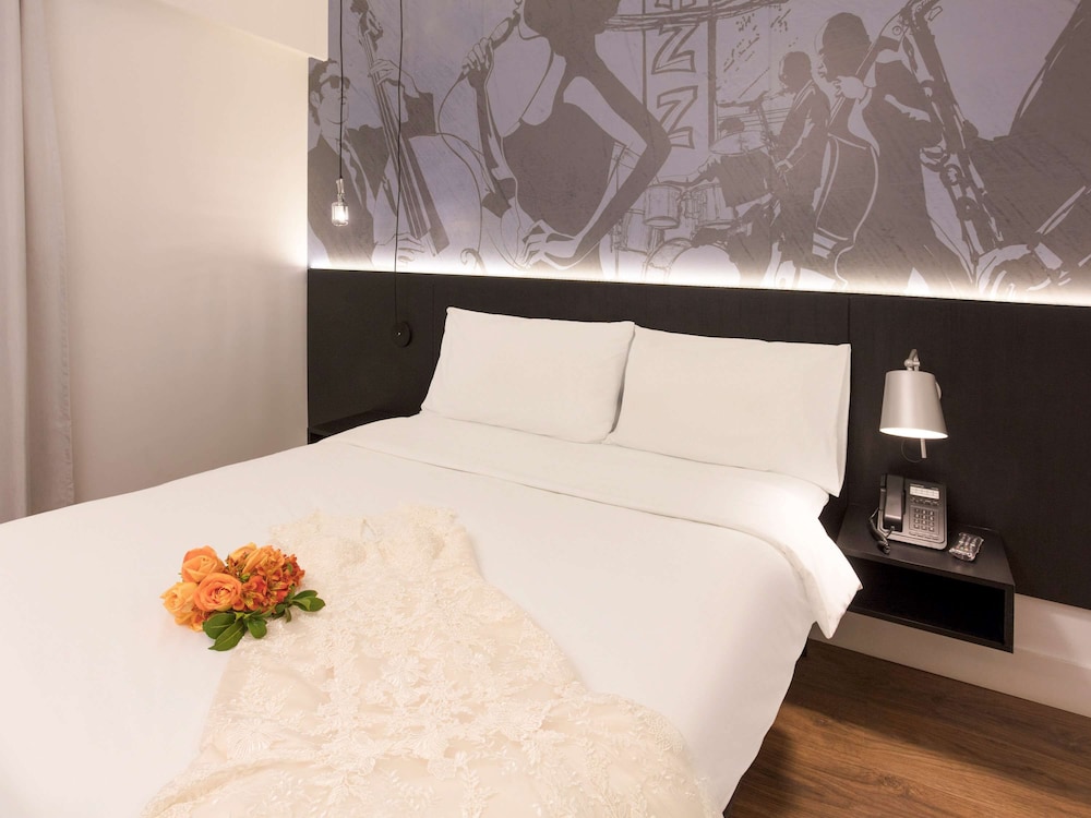 Ibis Styles Taubate 15/72