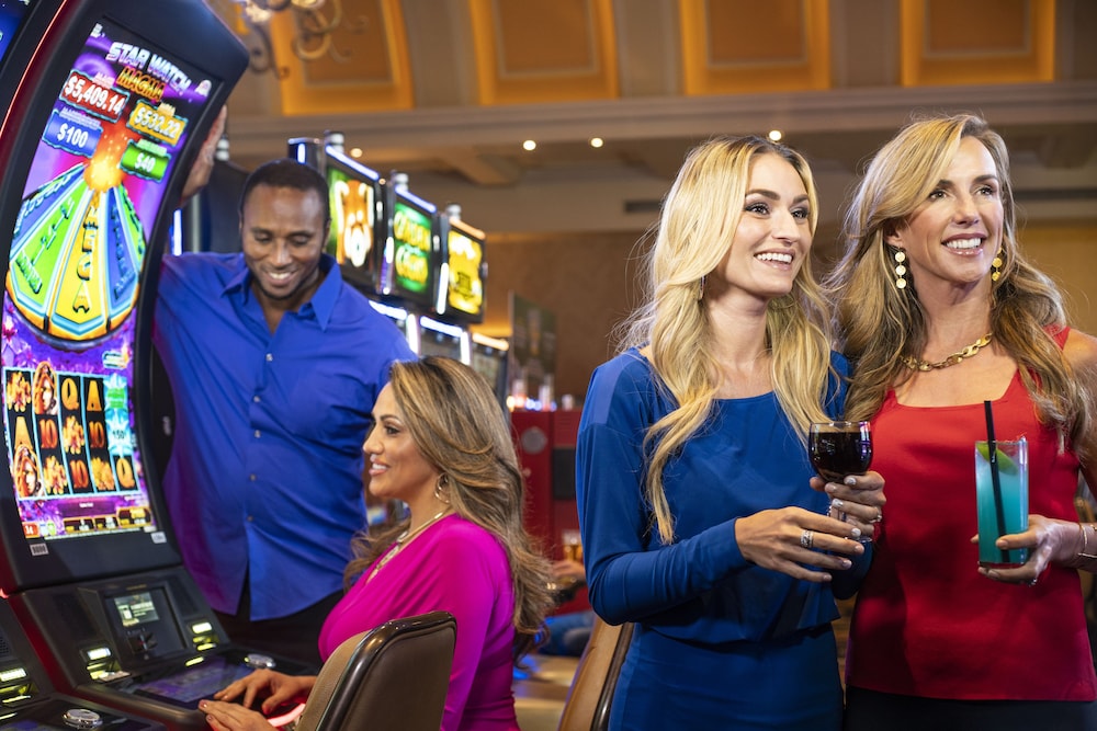 Suncoast Hotel And Casino 15/44